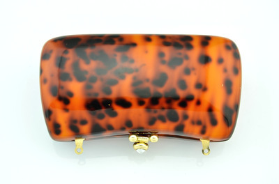 晚宴包的性价比之选 伟业五金制品(深圳)的箱包配件优势解析